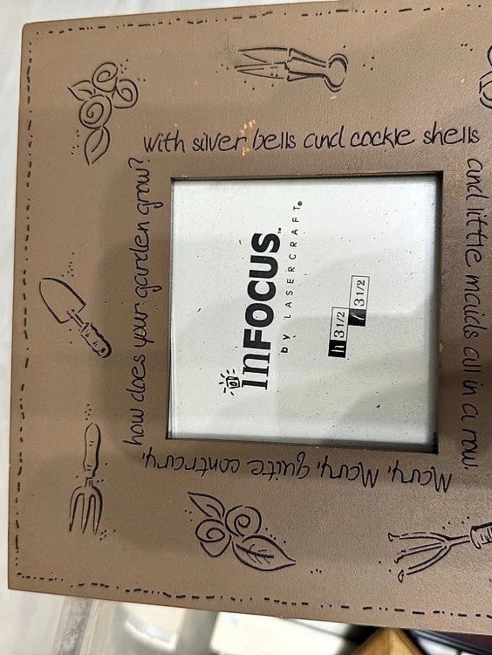 inFocus Picture Frame Black Like New